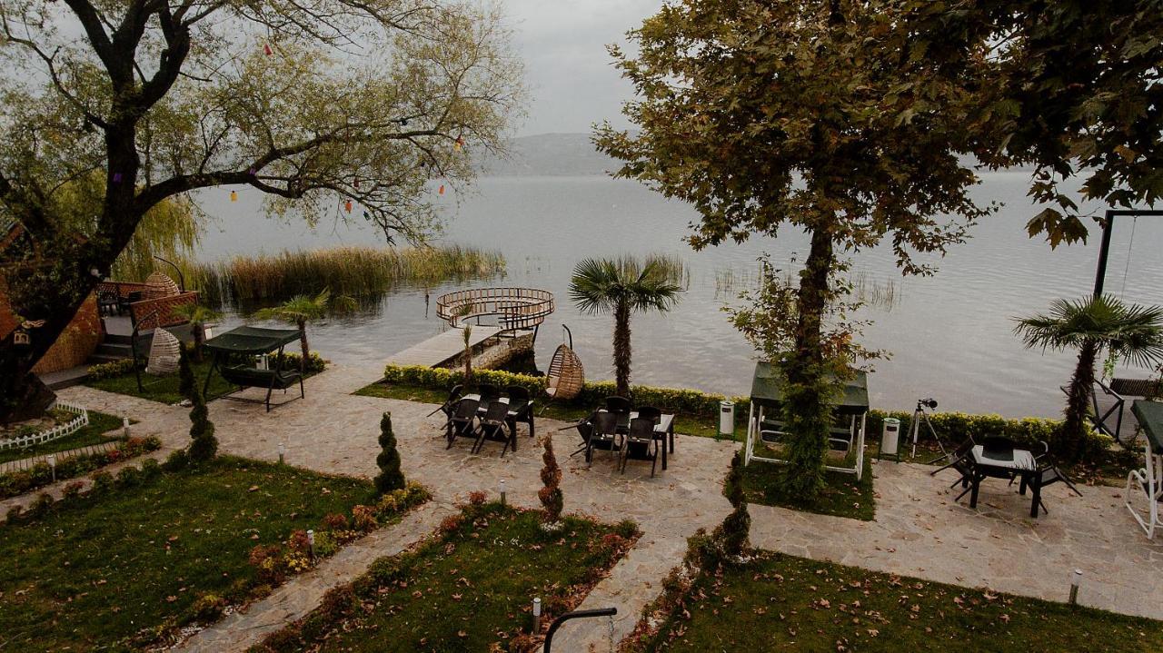 Sapanca Kiyi Bungalov&Cafe Sakarya  Exterior photo